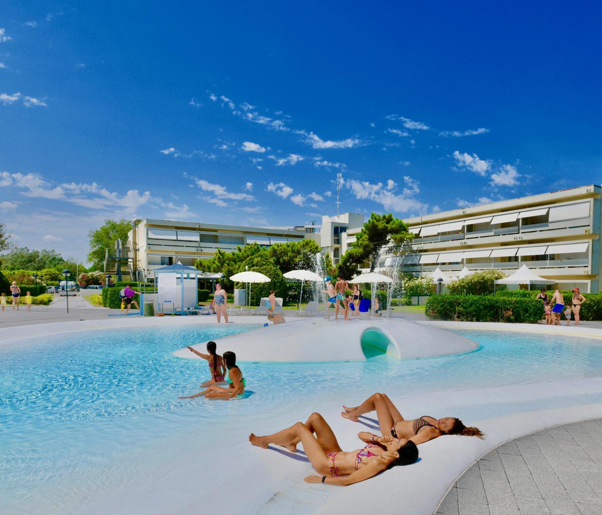 Isaresidence Holiday Resort Ca Lino Exterior foto